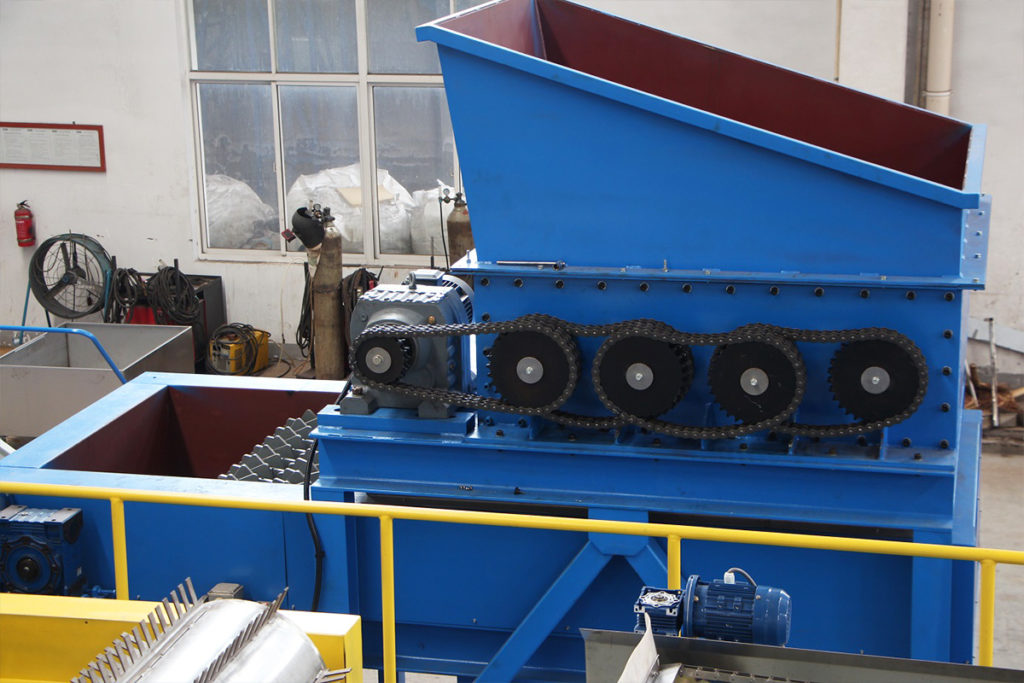 debaler machine side view